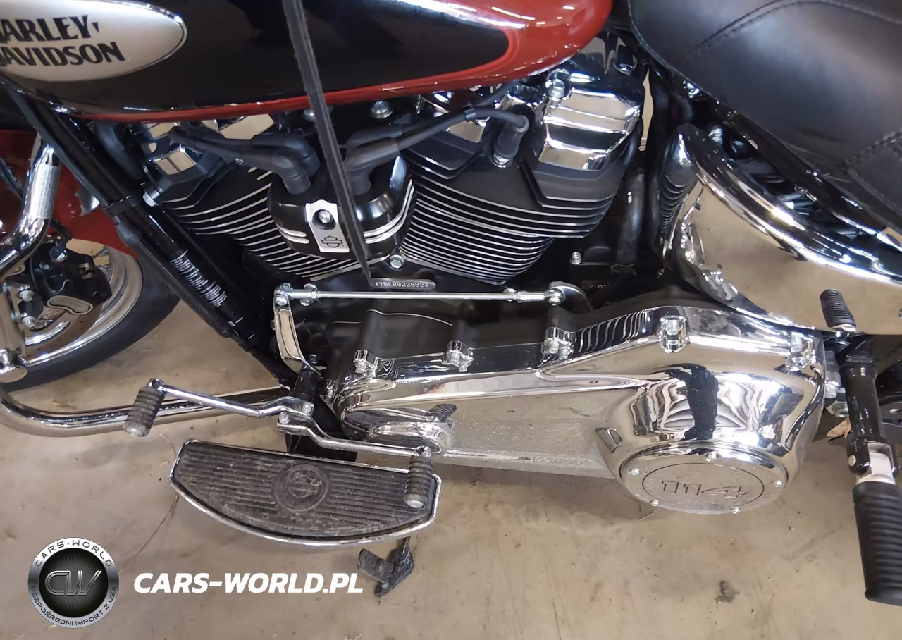 2024 Harley-Davidson Flhcs VIN:1HD1YBK16RB022082 - 9