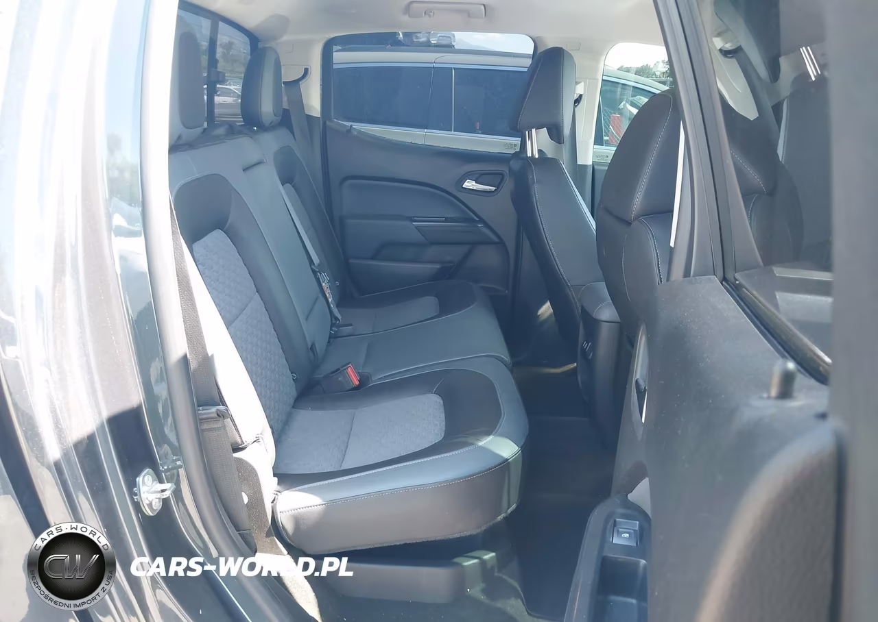 2018 Chevrolet Colorado Z71 VIN:1GCPTDE18J1128044 - 8