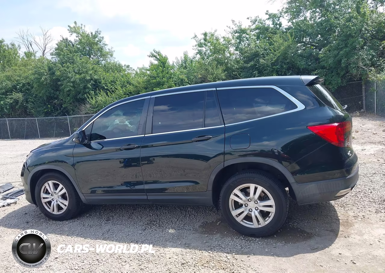2018 Honda Pilot Lx VIN:5FNYF6H16JB052706 - 15