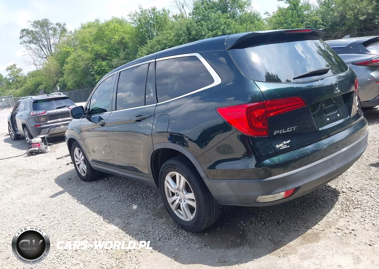 2018 Honda Pilot Lx VIN:5FNYF6H16JB052706 - 3