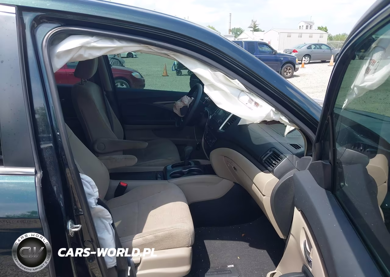 2018 Honda Pilot Lx VIN:5FNYF6H16JB052706 - 5