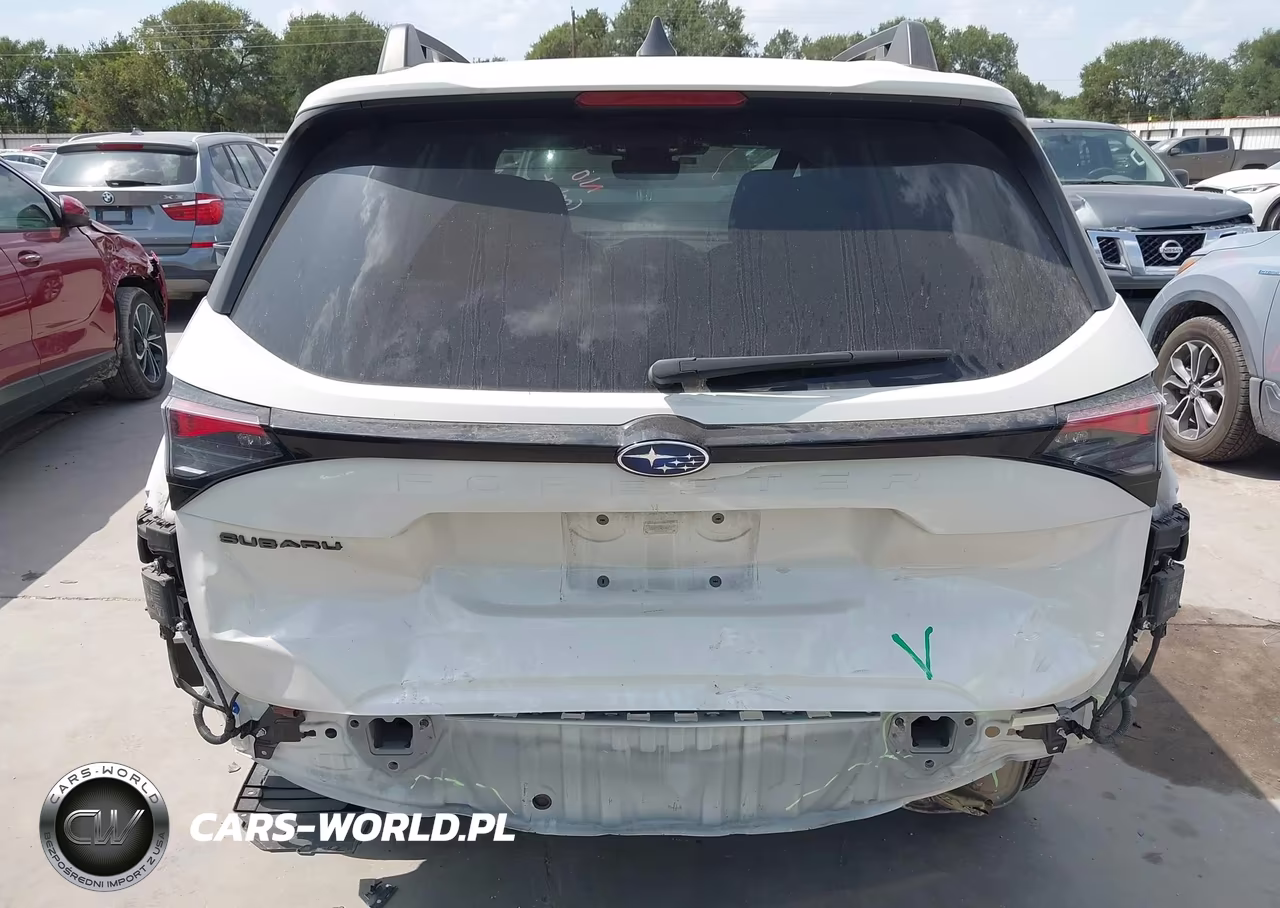 2025 Subaru Forester Premium VIN:JF2SLDDC5SH538811 - 16