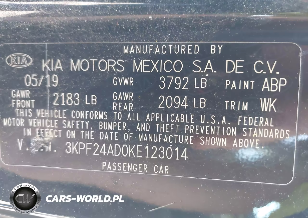 2019 Kia Forte Lxs VIN:3KPF24AD0KE123014 - 9