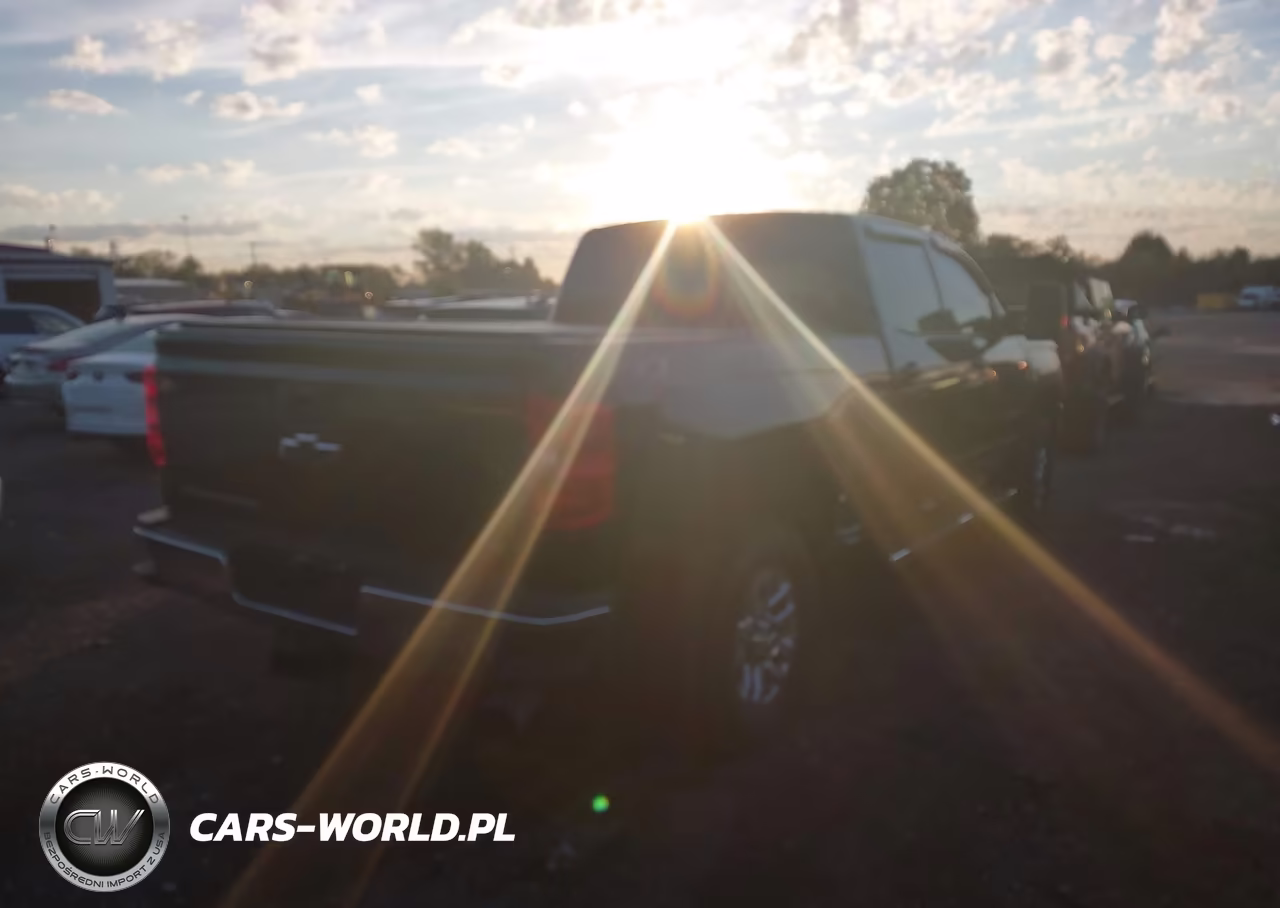2018 Chevrolet Silverado 3500Hd Lt VIN:1GC4KZCY2JF181330 - 4