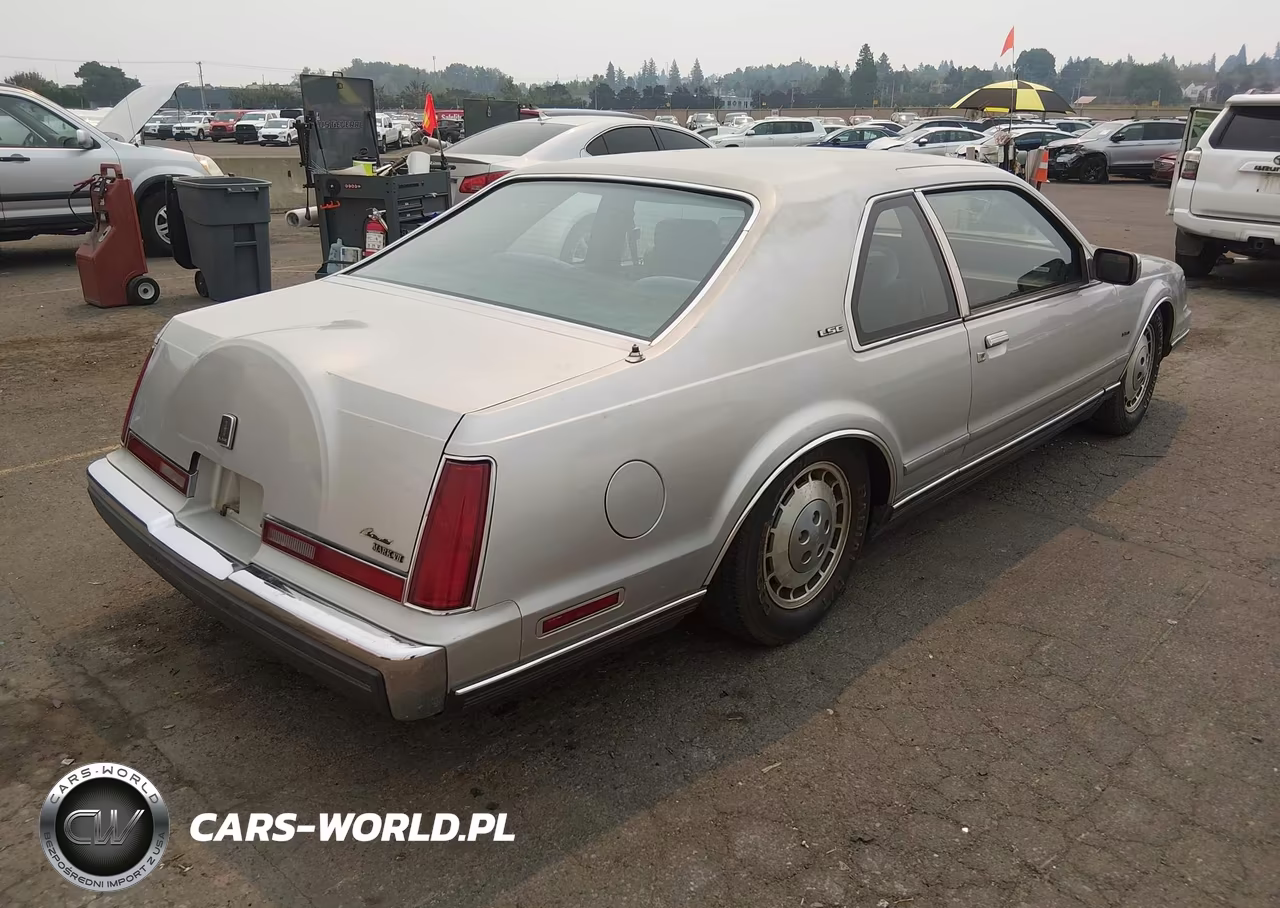 1984 Lincoln Mark Vii VIN:1MRBP98F1EY704229 - 4