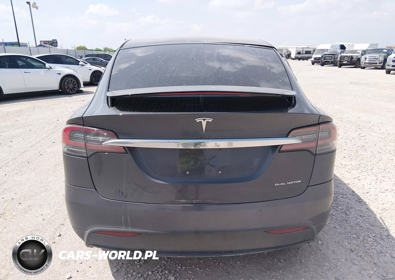 2020 Tesla Model X Long Range Dual Motor All-Wheel Drive-Long Range Plus Dual Motor All-Wheel Drive VIN:5YJXCBE27LF239014 - 17