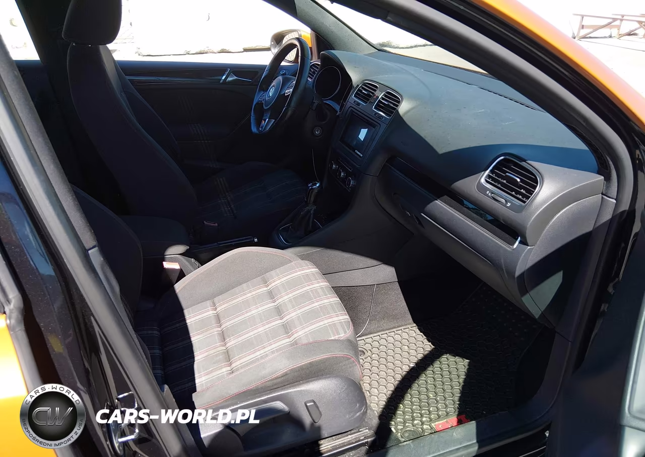 2010 Volkswagen Gti 4-Door VIN:WVWGV7AJ7AW313724 - 5