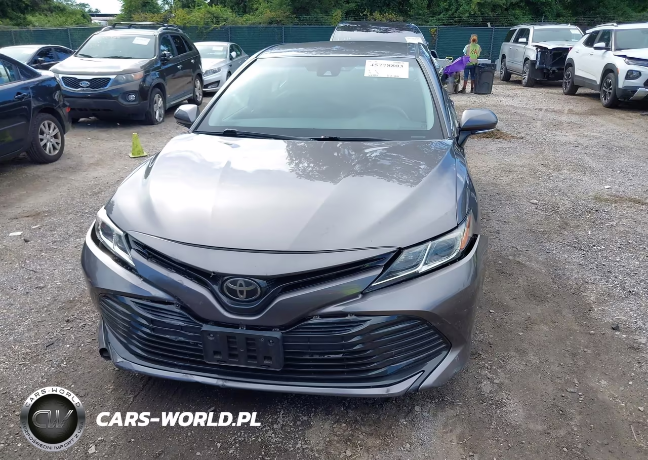 2018 Toyota Camry Le VIN:4T1B11HK7JU519621 - 13