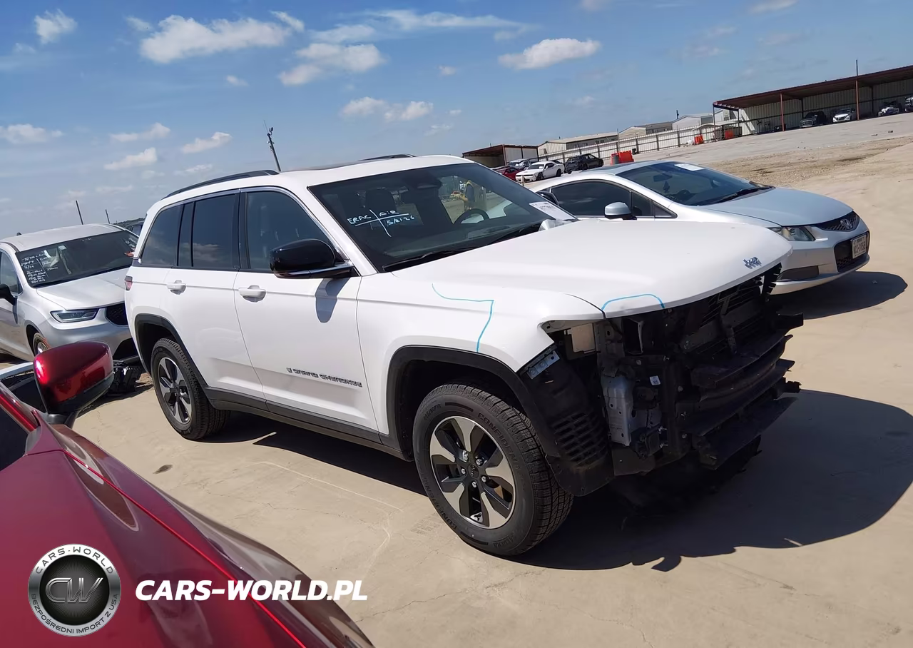 2024 Jeep Grand Cherokee 4Xe VIN:1C4RJYB62R8521370 - 14
