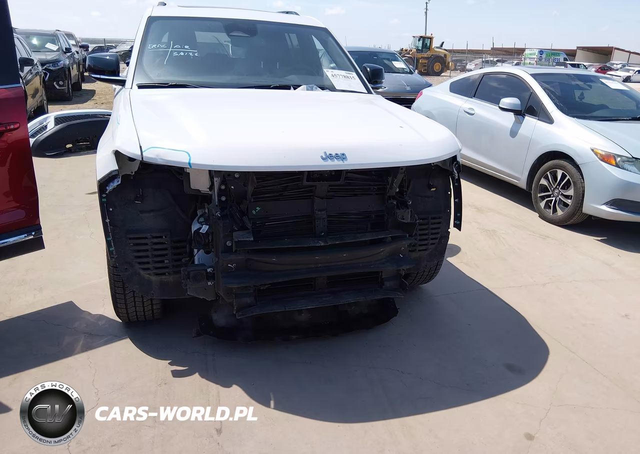 2024 Jeep Grand Cherokee 4Xe VIN:1C4RJYB62R8521370 - 6