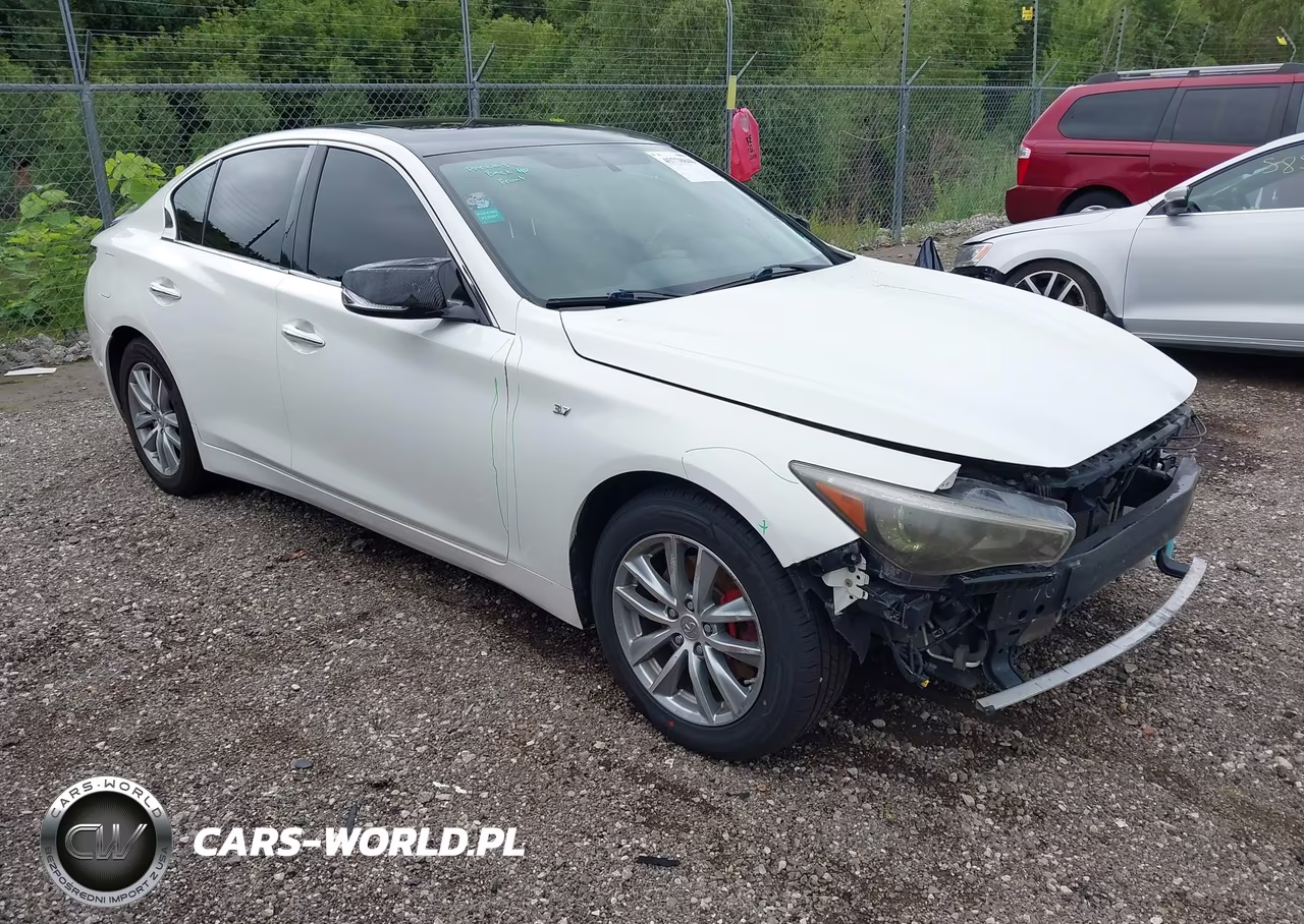2015 Infiniti Q50