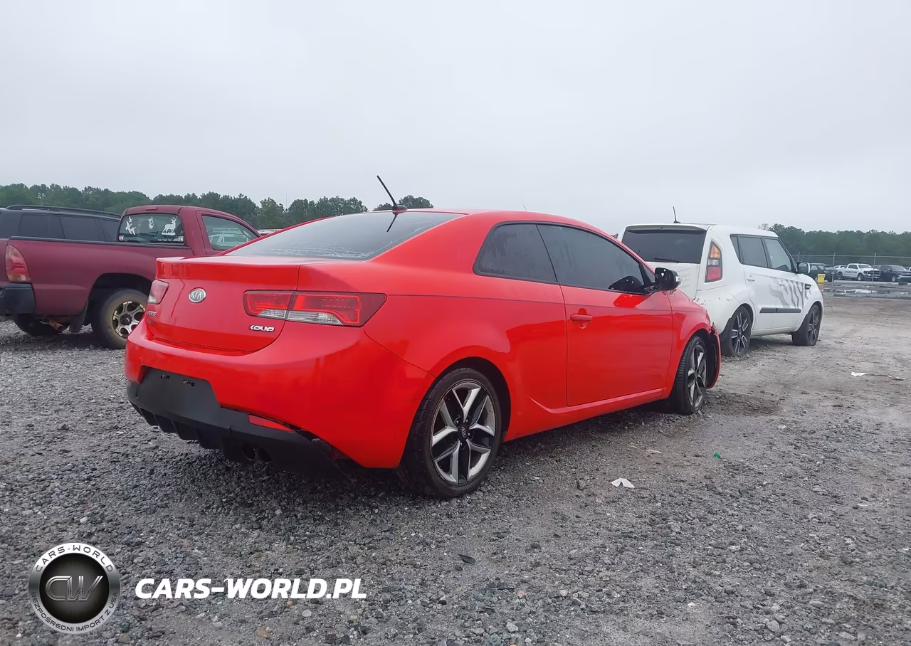 2010 Kia Forte Koup Sx VIN:KNAFW6A30A5137901 - 4