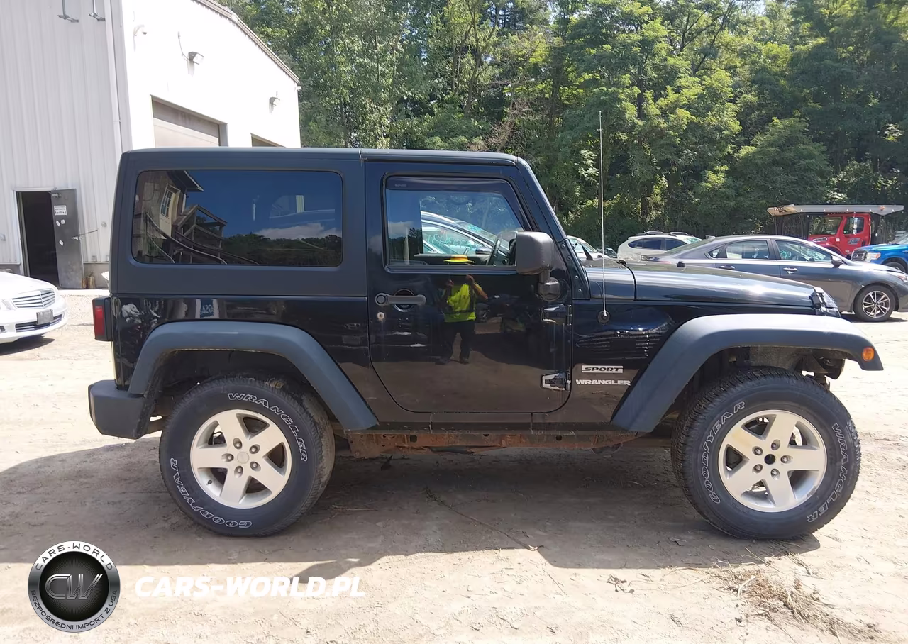 2012 Jeep Wrangler Sport VIN:1C4AJWAG5CL256184 - 13