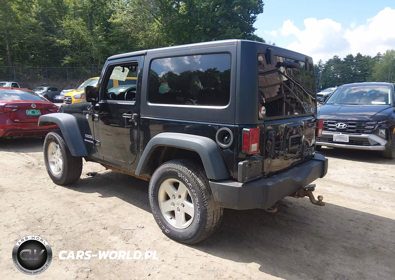 2012 Jeep Wrangler Sport VIN:1C4AJWAG5CL256184 - 3