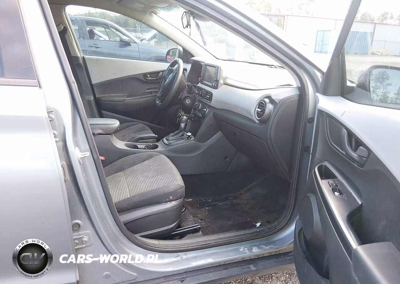 2019 Hyundai Kona Se VIN:KM8K12AA3KU258349 - 5