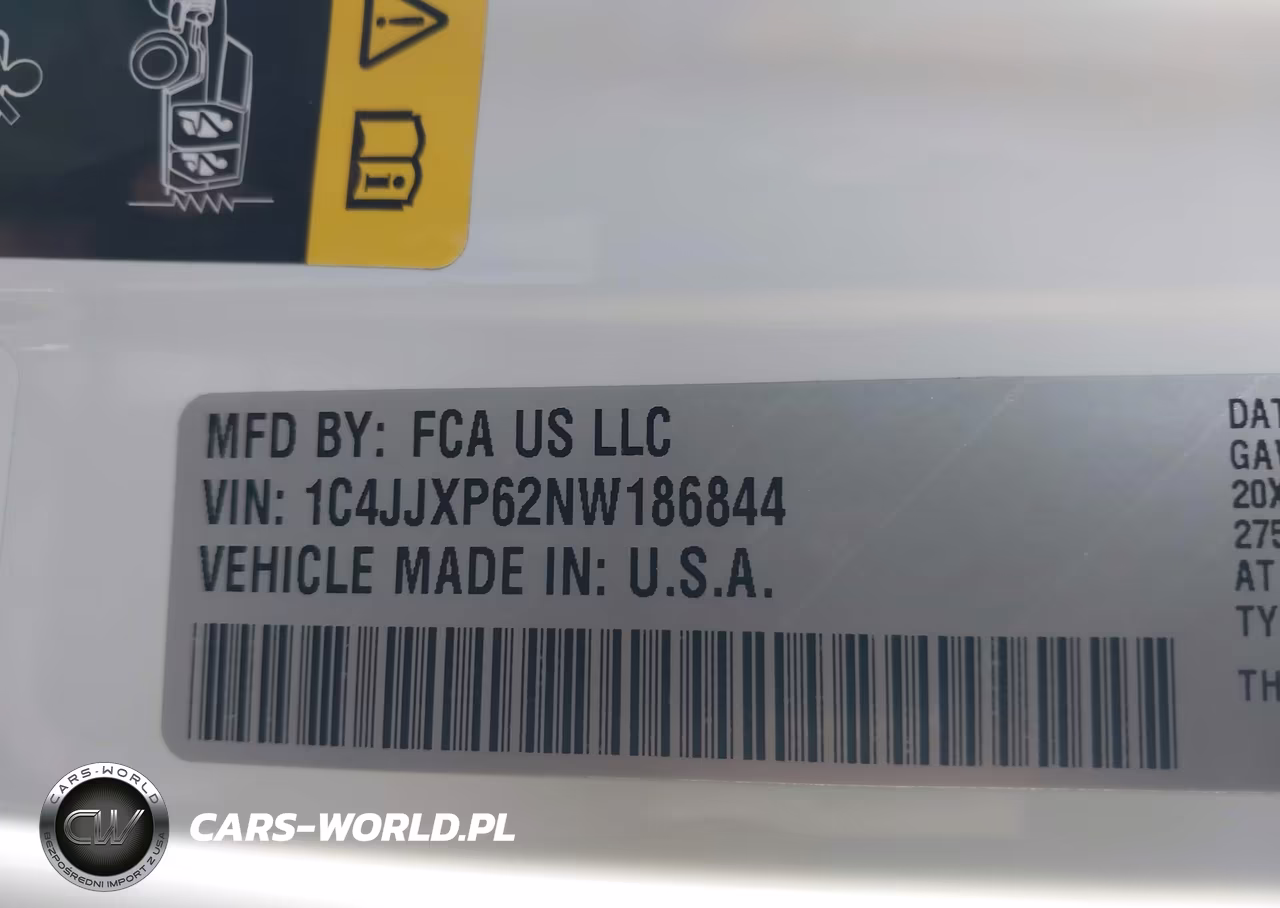 2022 Jeep Wrangler 4Xe Unlimited Sahara 4X4 VIN:1C4JJXP62NW186844 - 9