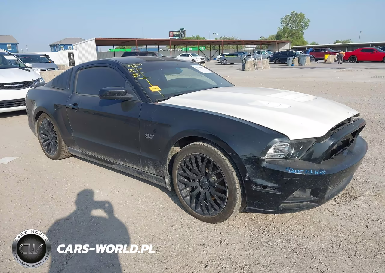2014 Ford Mustang V6 Premium – zdjęcie 1 z 16