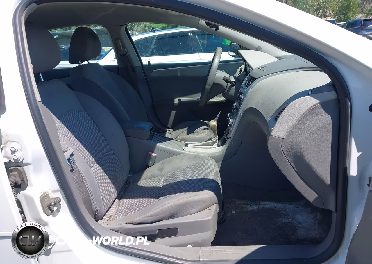 2010 Chevrolet Malibu Ls VIN:1G1ZB5EBXA4118696 - 5