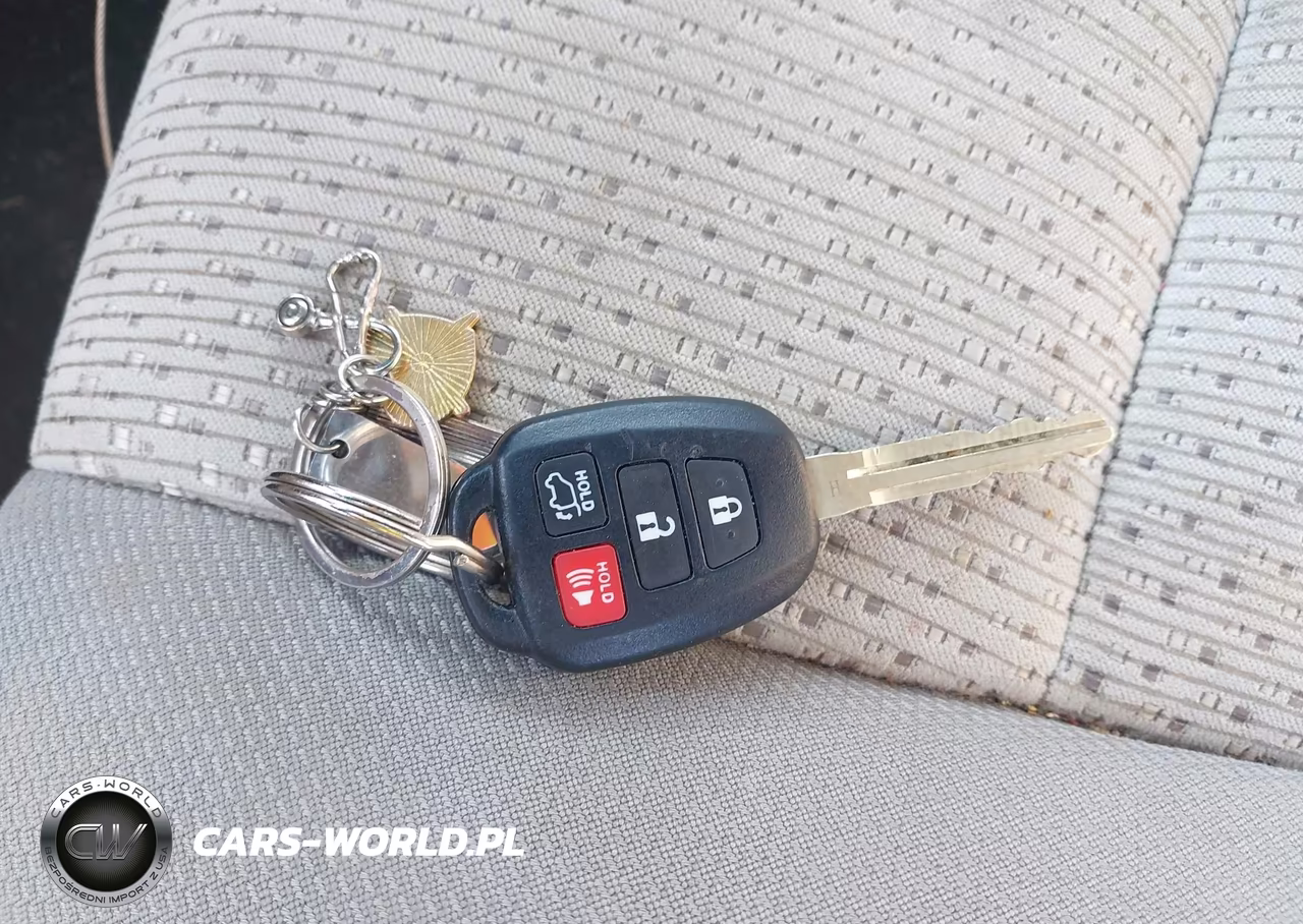2014 Toyota Camry Le VIN:4T4BF1FKXER434806 - 11