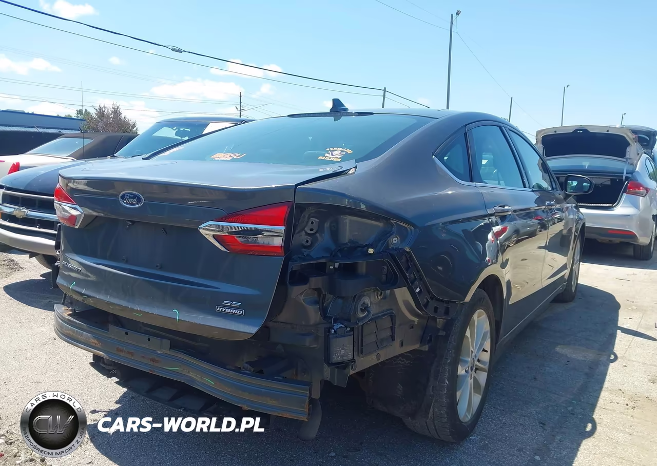 2020 Ford Fusion Hybrid Se VIN:3FA6P0LU2LR123426 - 4