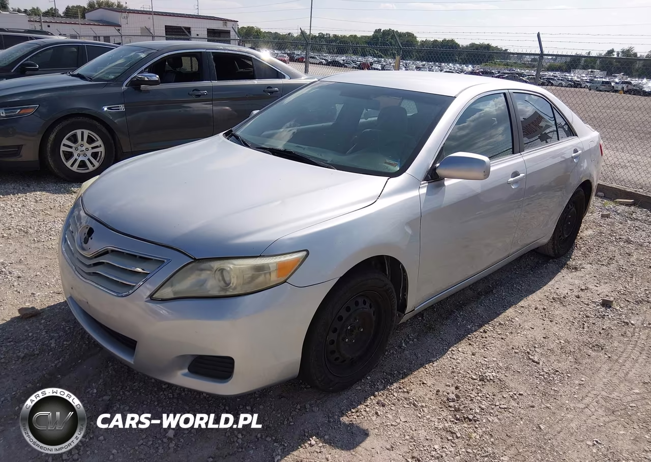 2010 Toyota Camry Le VIN:4T1BF3EK8AU074811 - 2