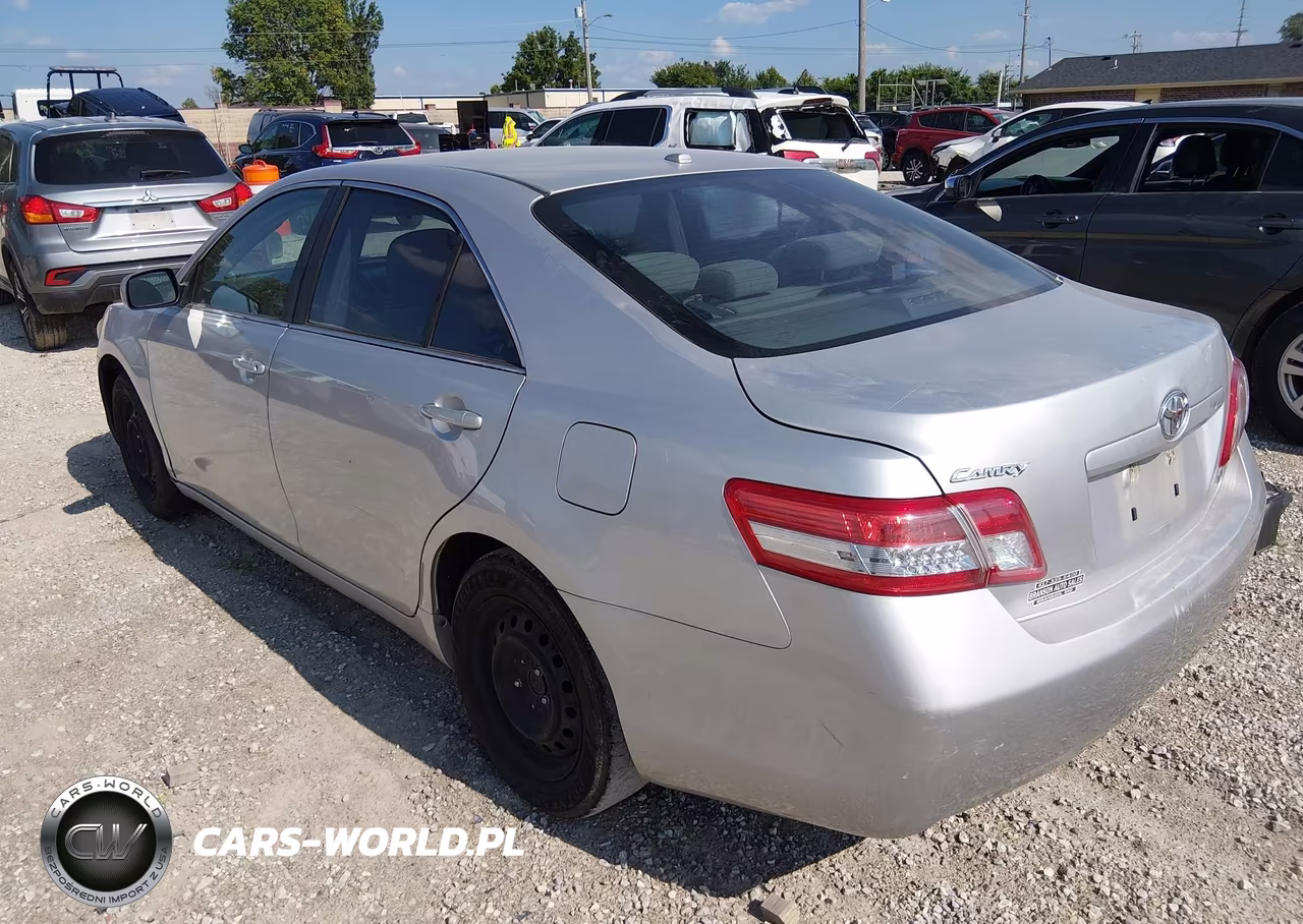 2010 Toyota Camry Le VIN:4T1BF3EK8AU074811 - 3