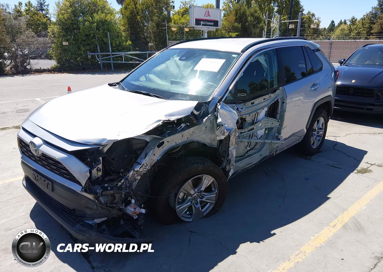 2023 Toyota Rav4 Hybrid Xle VIN:4T3RWRFV4PU103456 - 2