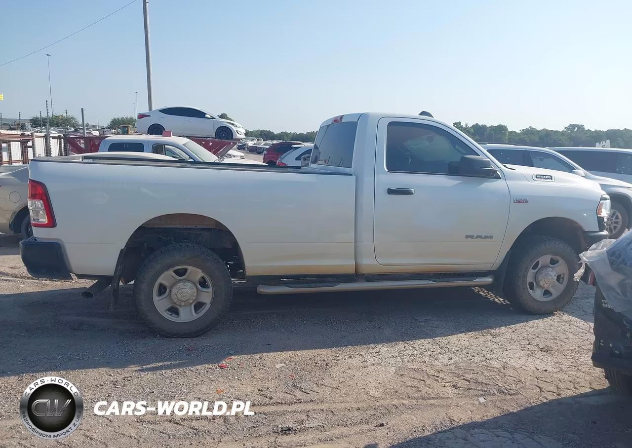 2022 Ram 2500 Tradesman 4X4 8' Box VIN:3C6MR5AJ0NG390491 - 13