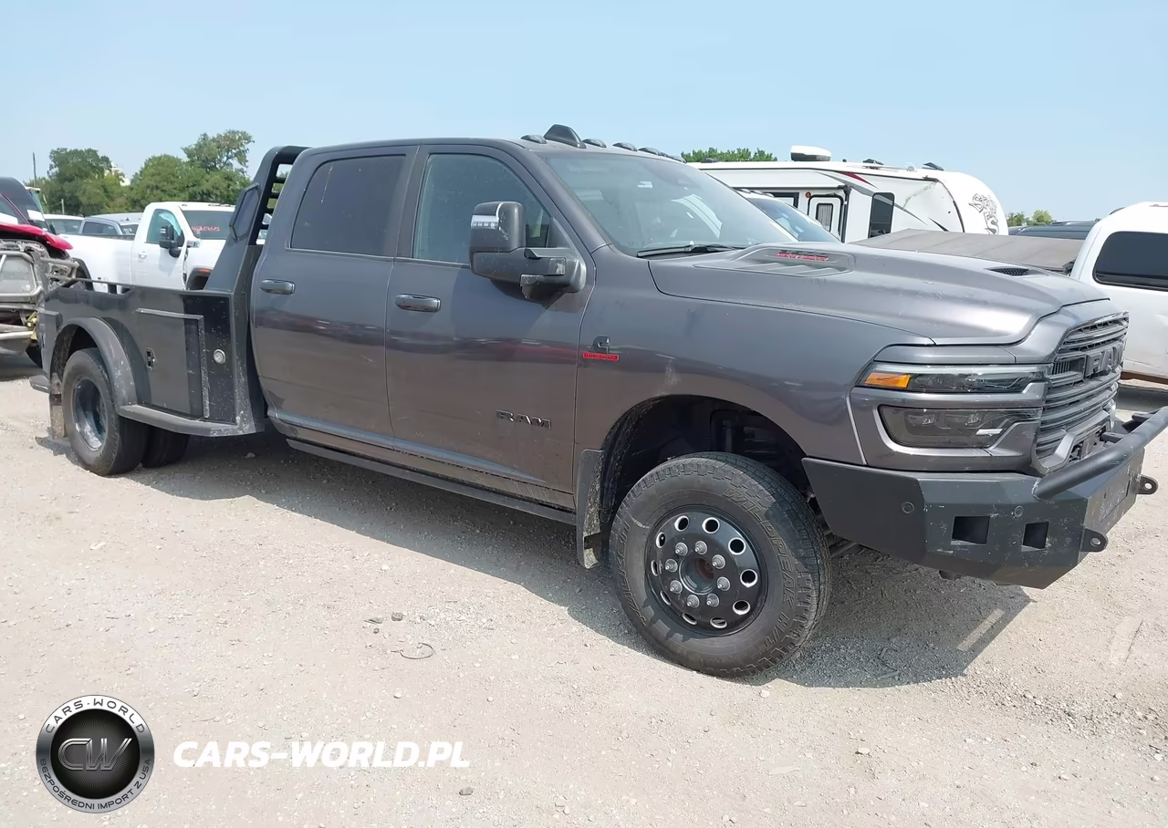 2025 Ram 3500 Laramie 4X4 8' Box VIN:3C63RRJL7SG502073 - 1