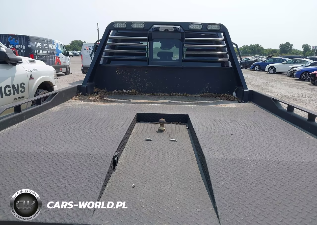 2025 Ram 3500 Laramie 4X4 8' Box VIN:3C63RRJL7SG502073 - 6