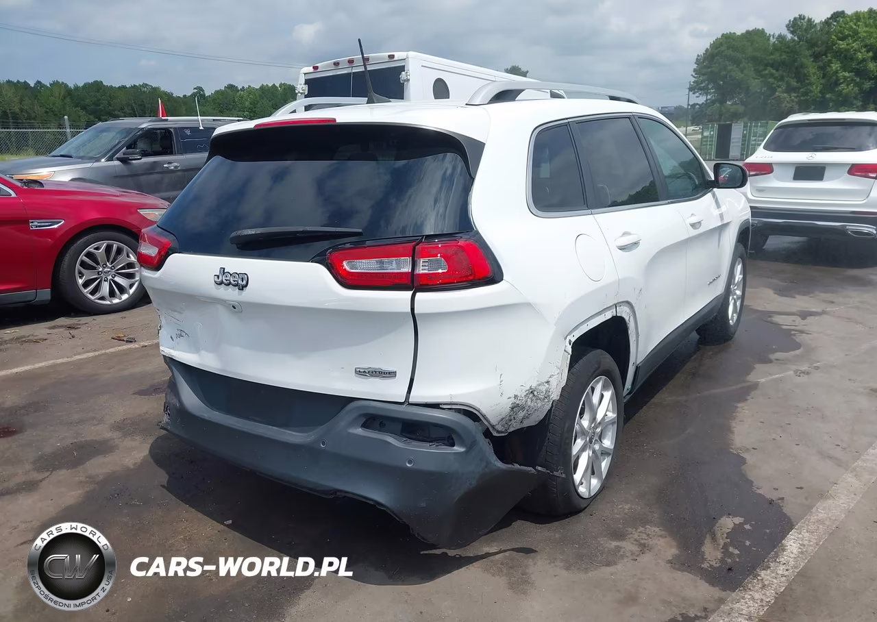 2017 Jeep Cherokee Latitude VIN:1C4PJLCB3HD225091 - 4