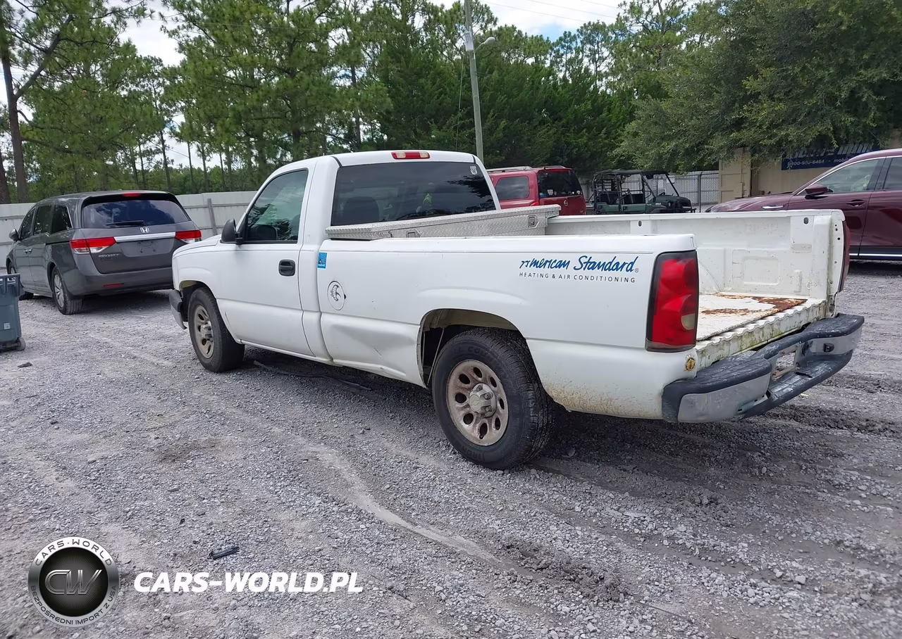 2007 Chevrolet Silverado 1500 Classic Work Truck VIN:1GCEC14X17Z186700 - 3