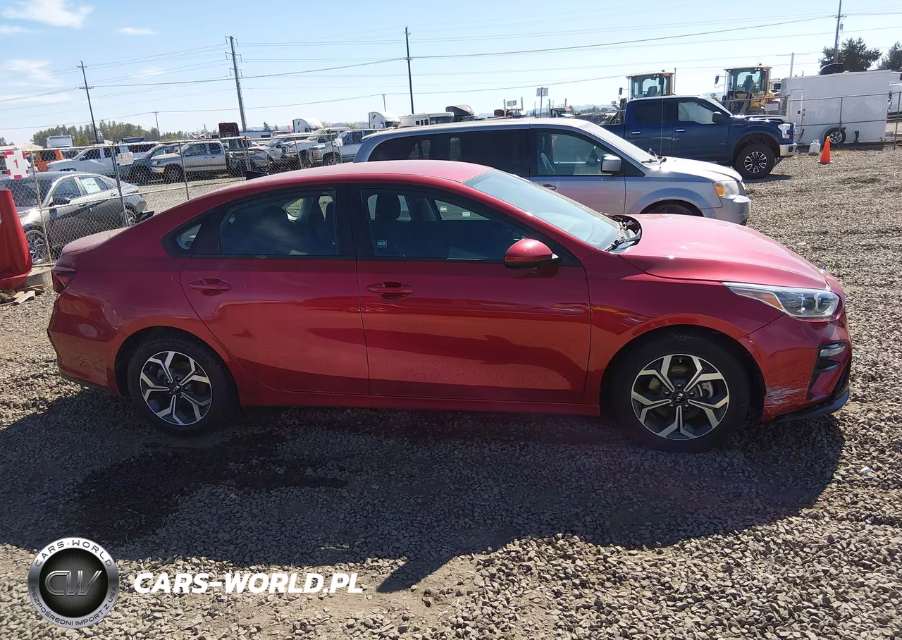 2019 Kia Forte Lxs VIN:3KPF24AD9KE115669 - 13