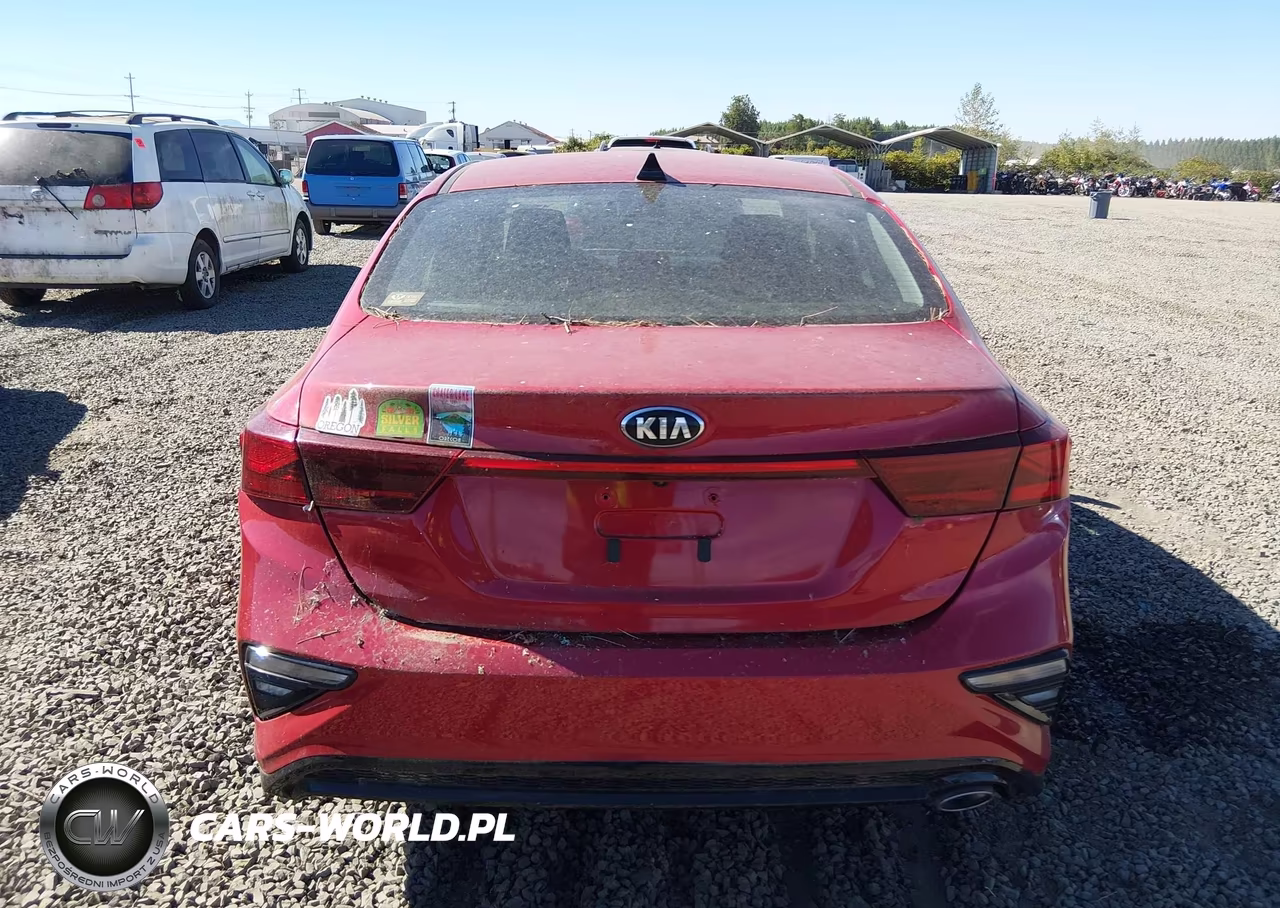 2019 Kia Forte Lxs VIN:3KPF24AD9KE115669 - 16