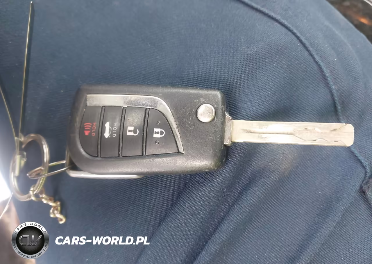 2021 Toyota Corolla Le VIN:5YFEPMAE5MP223813 - 11