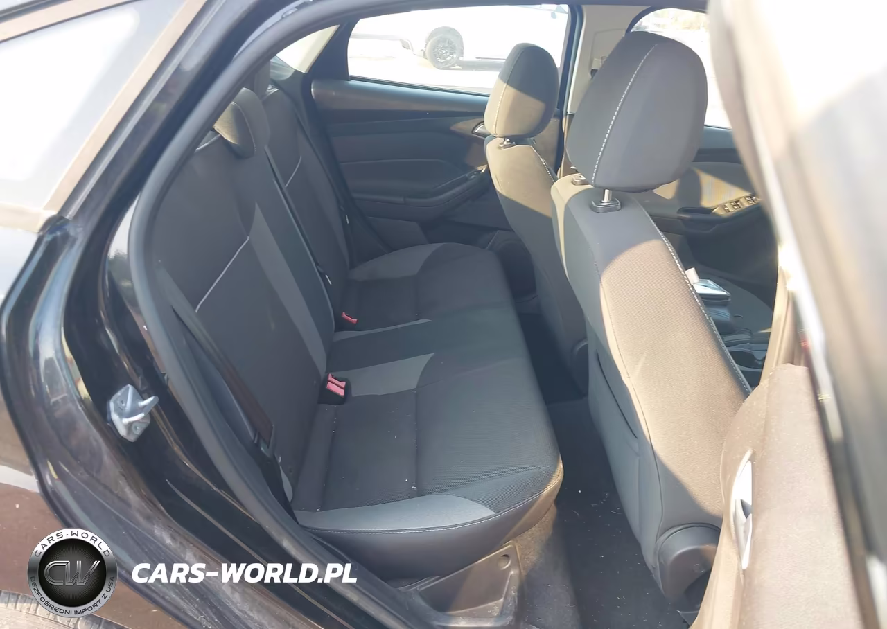 2013 Ford Focus Se VIN:1FADP3F22DL351302 - 8