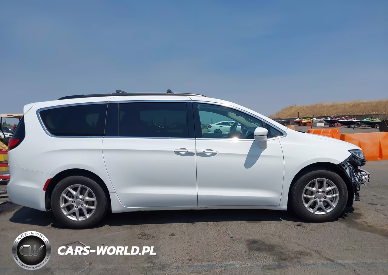 2022 Chrysler Pacifica Touring L VIN:2C4RC1BG0NR154381 - 14