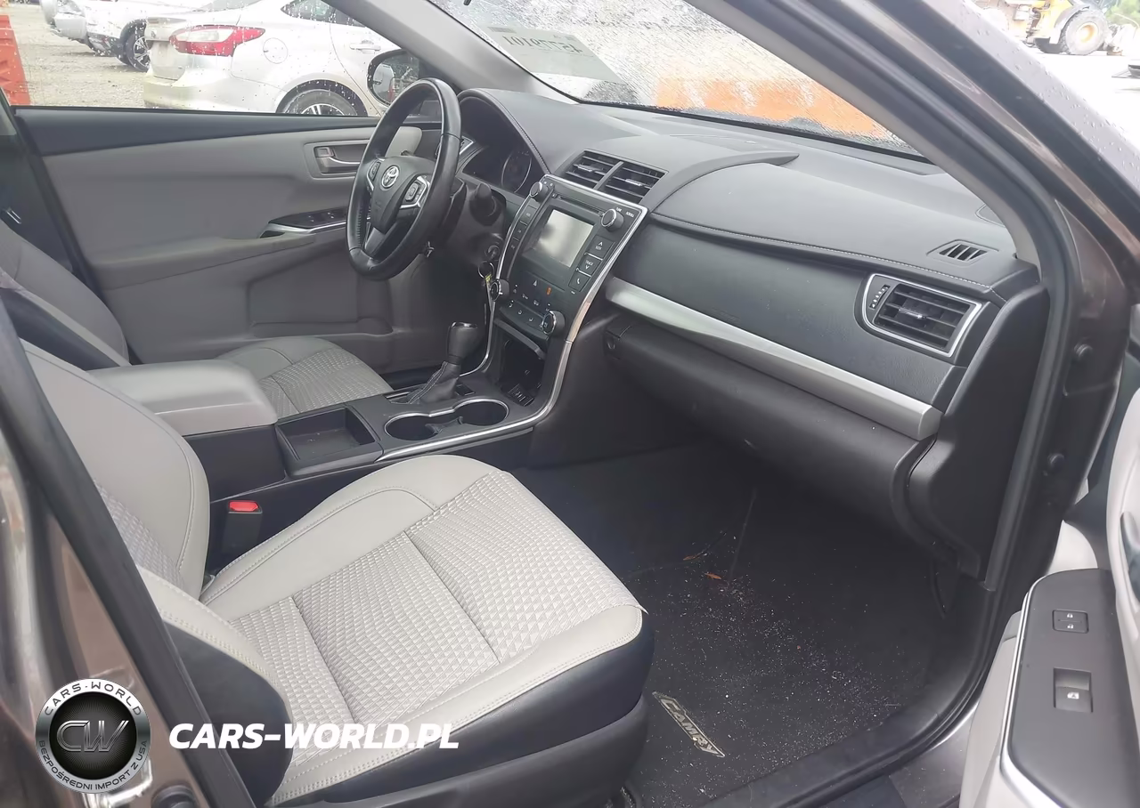 2015 Toyota Camry Se VIN:4T1BF1FK3FU056078 - 5