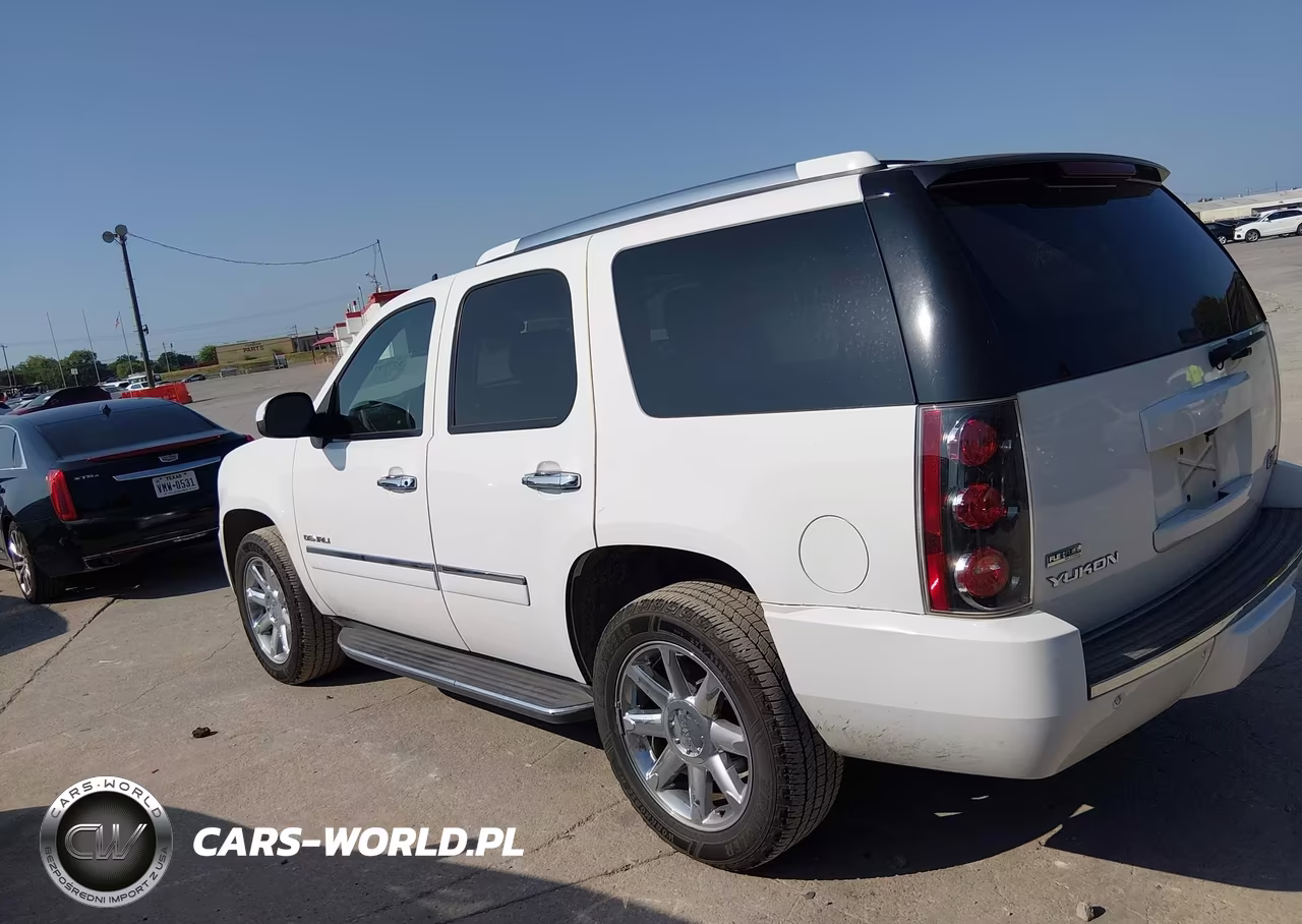 2011 GMC Yukon Denali VIN:1GKS1EEF7BR216401 - 14