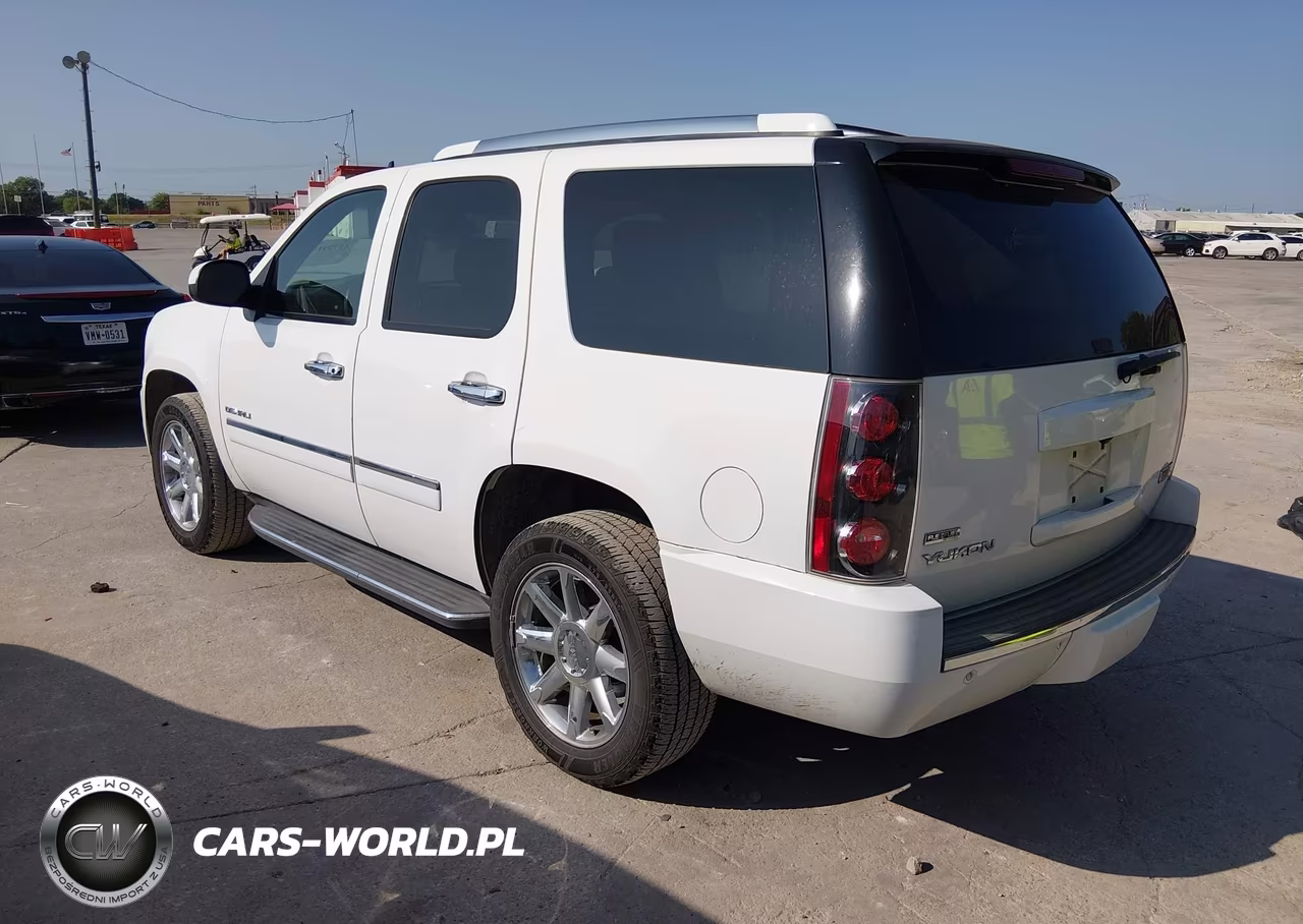 2011 GMC Yukon Denali VIN:1GKS1EEF7BR216401 - 3