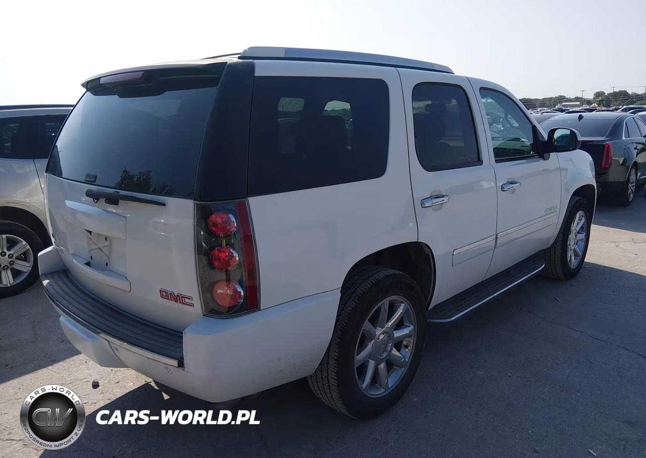 2011 GMC Yukon Denali VIN:1GKS1EEF7BR216401 - 4