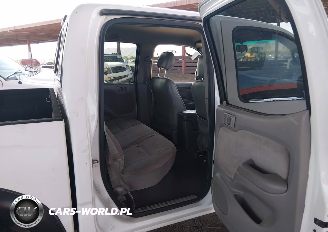 2002 Toyota Tacoma Double Cab VIN:5TEHN72N52Z103374 - 8