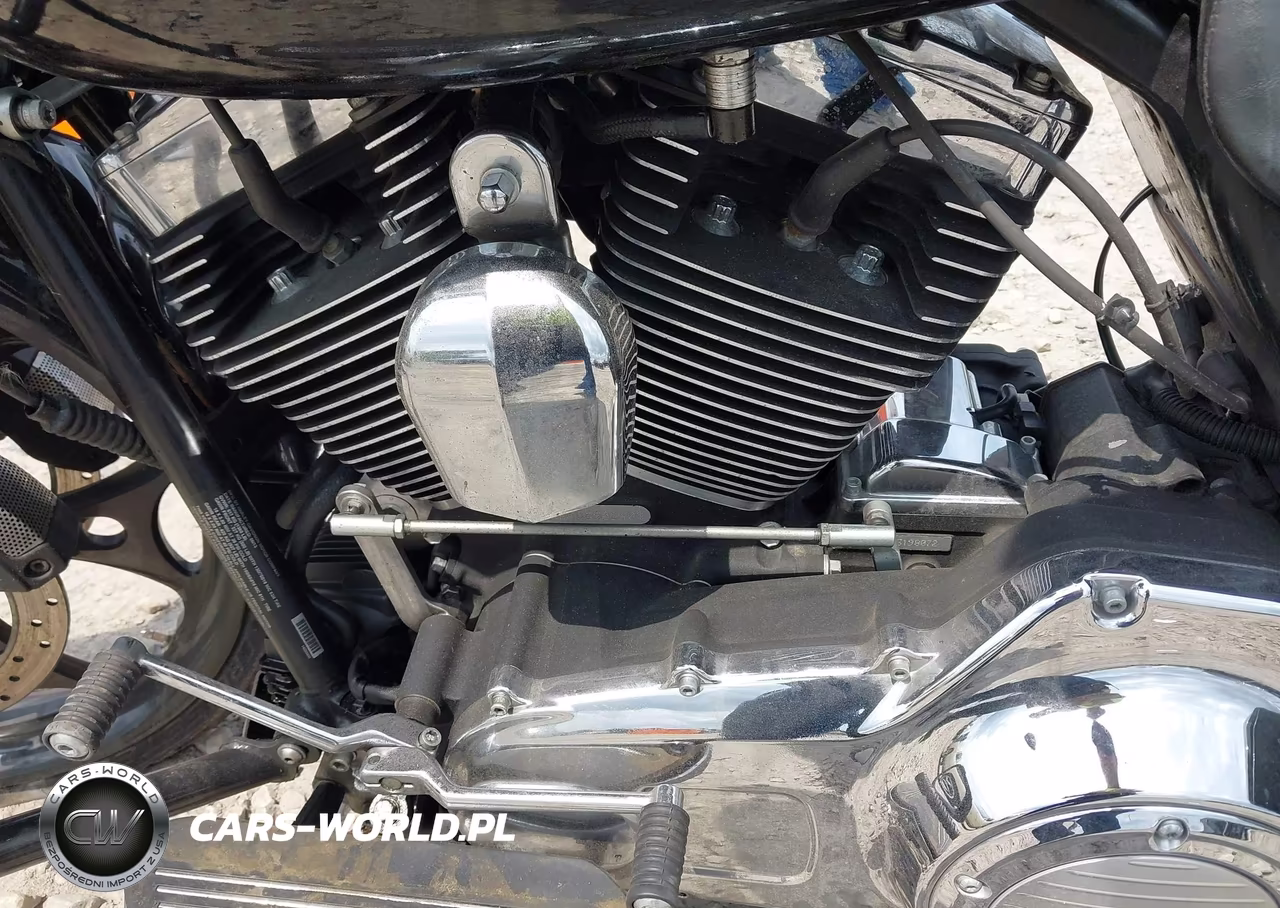 2013 Harley-Davidson Flhx Street Glide VIN:1HD1KBM17DB690240 - 9