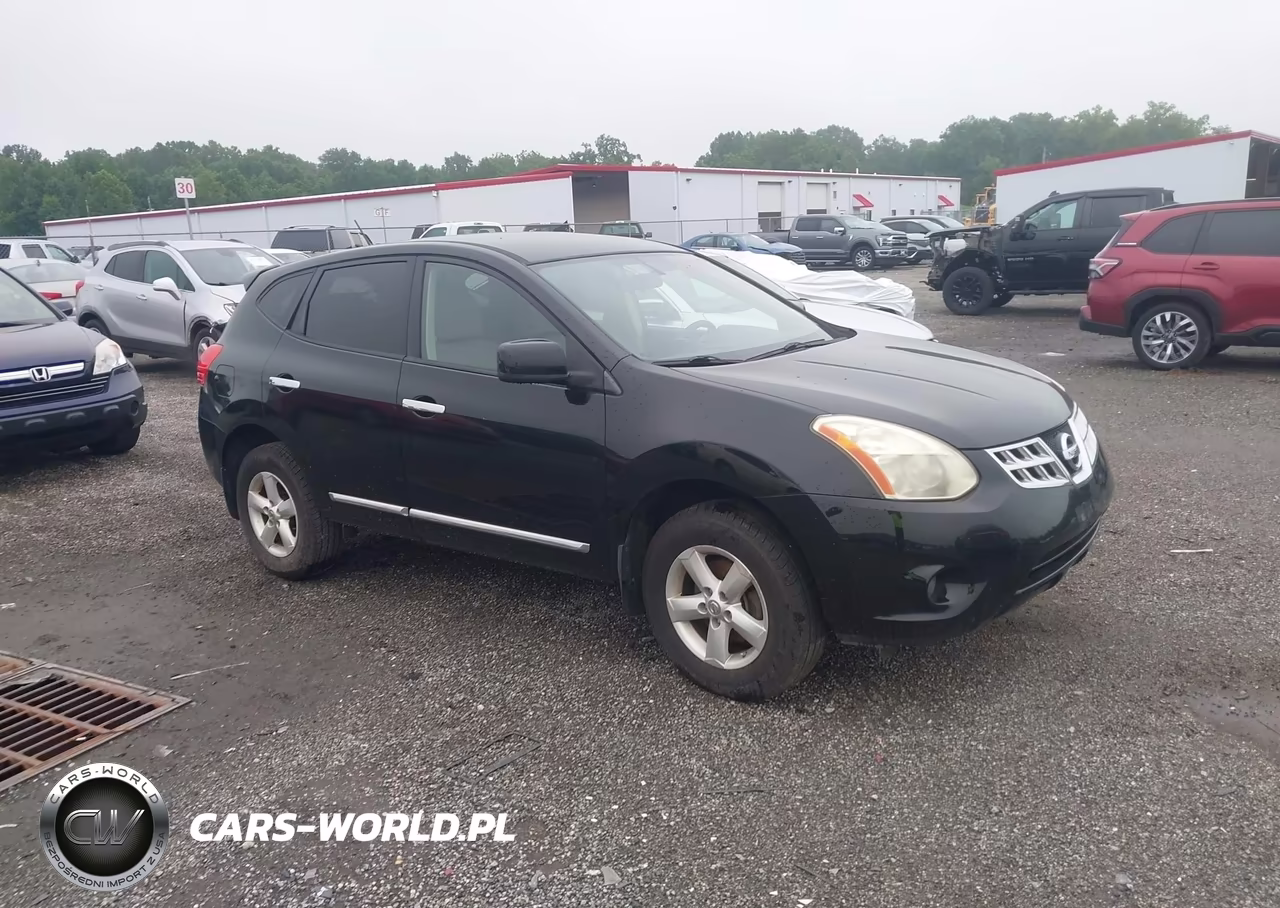 2013 Nissan Rogue S – zdjęcie 1 z 11