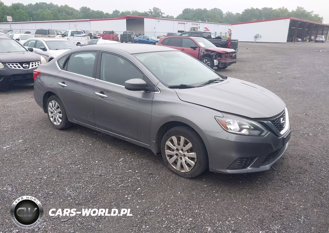 2016 Nissan Sentra S – zdjęcie 1 z 11