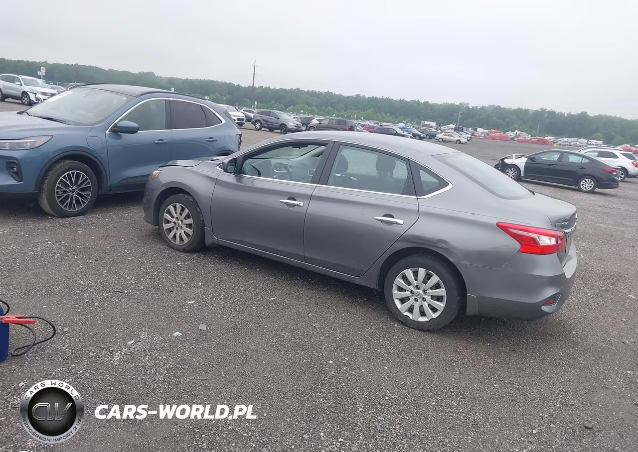 2016 Nissan Sentra S VIN:3N1AB7AP8GY255842 - 3