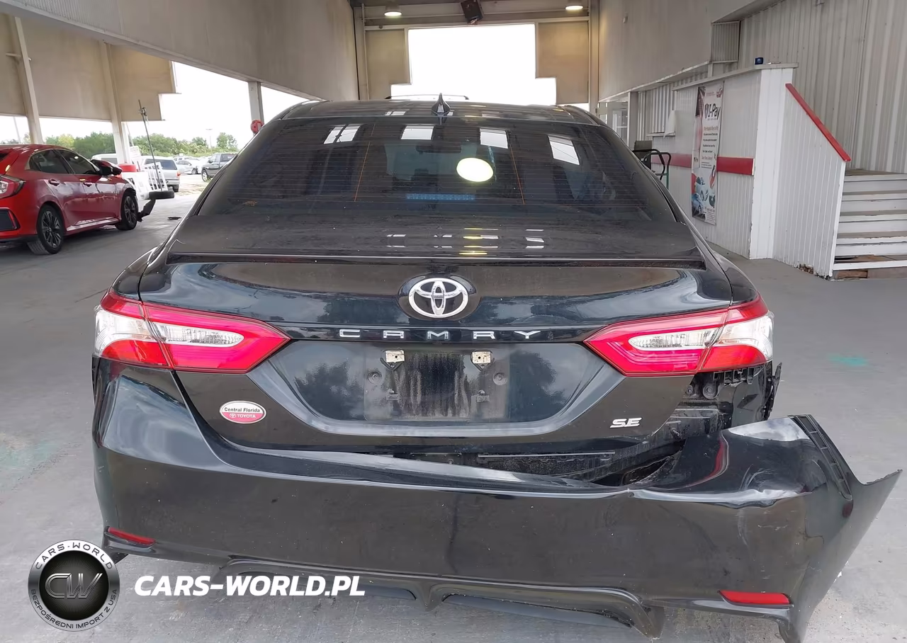 2020 Toyota Camry Se VIN:4T1G11AK0LU384436 - 16