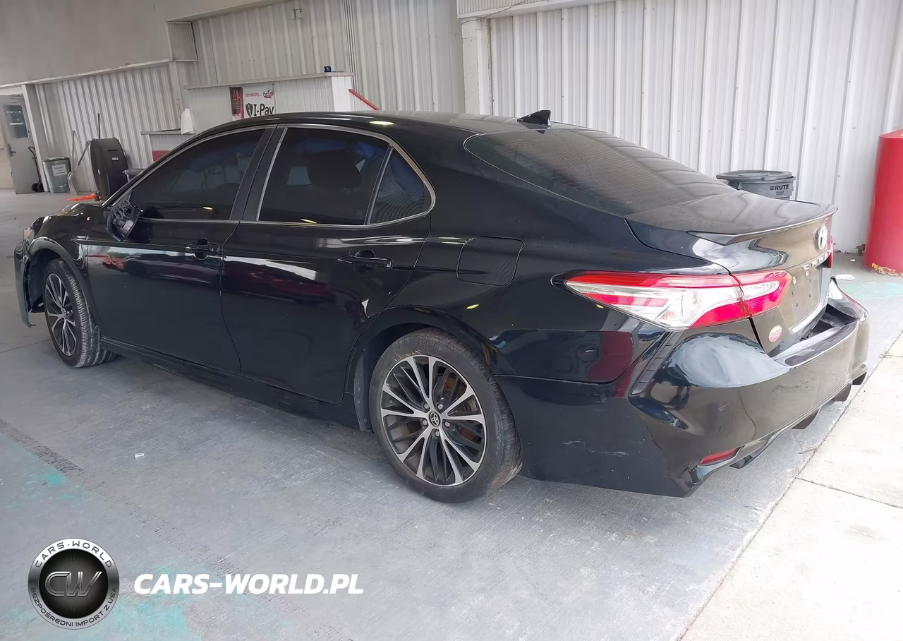 2020 Toyota Camry Se VIN:4T1G11AK0LU384436 - 3