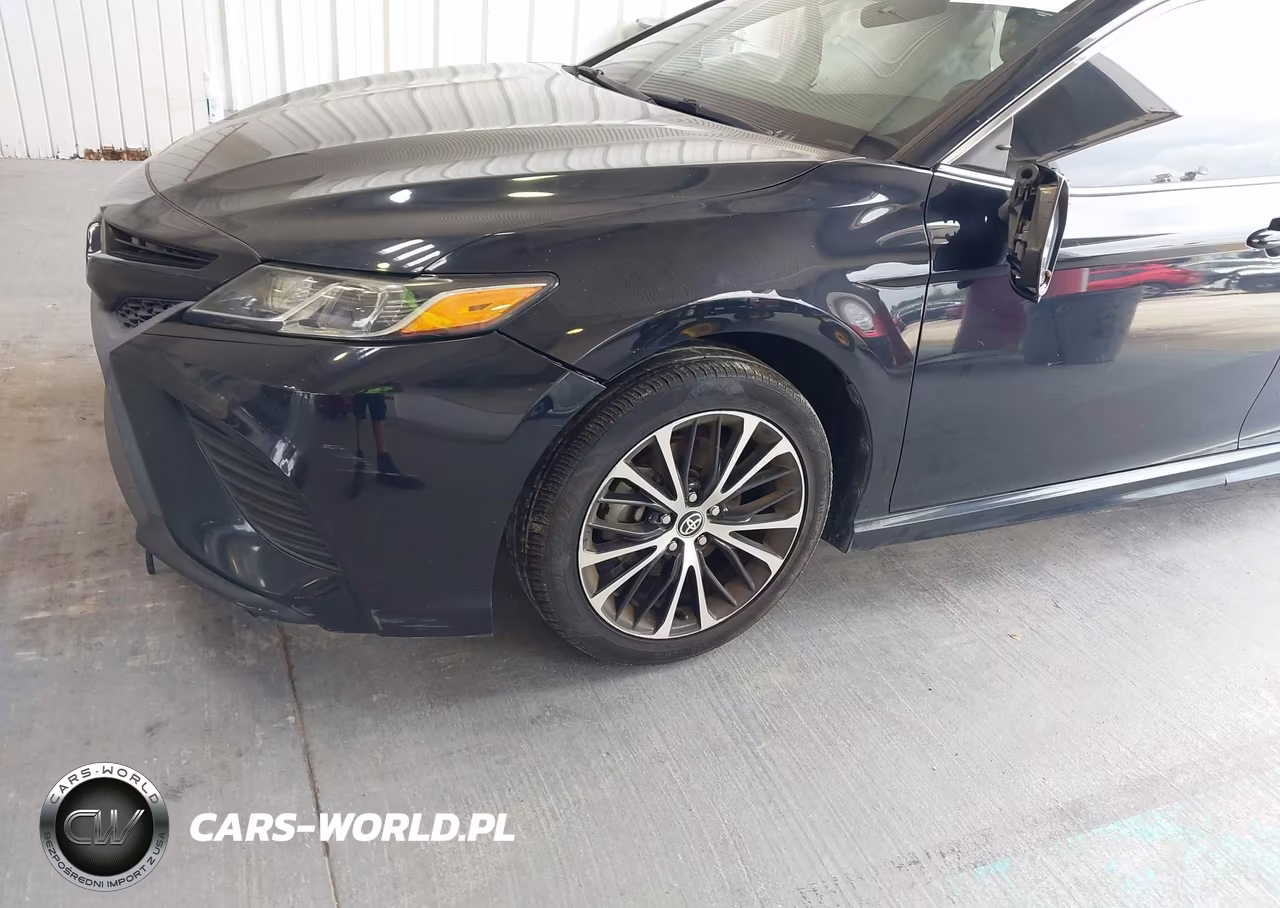 2020 Toyota Camry Se VIN:4T1G11AK0LU384436 - 6