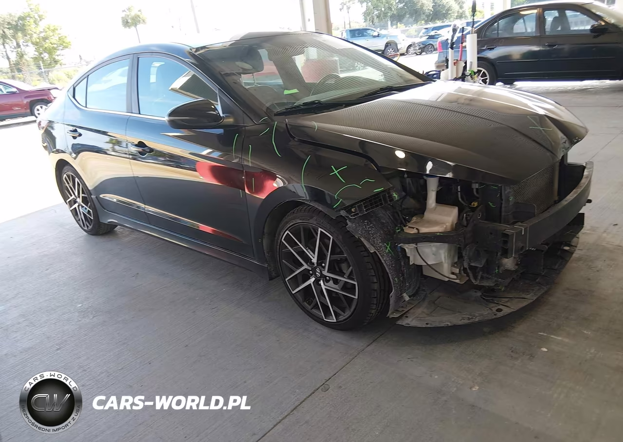 2020 Hyundai Elantra Sport